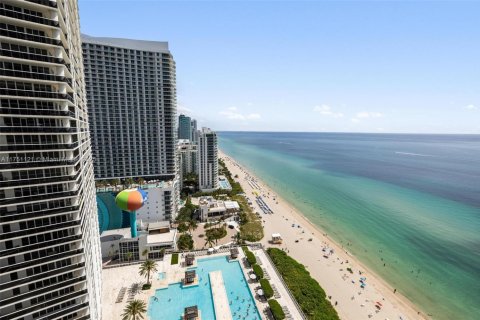 Copropriété à louer à Hallandale Beach, Floride: 2 chambres, 144.37 m2 № 1497645 - photo 22