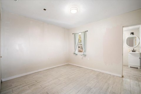 Купить виллу или дом в Дейд-Сити, Флорида 5 комнат, 105.54м2, № 2156010 - фото 11