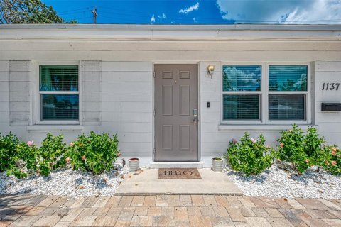 Condominio en alquiler en Sarasota, Florida, 2 dormitorios, 83.24 m2 № 1912886 - foto 2