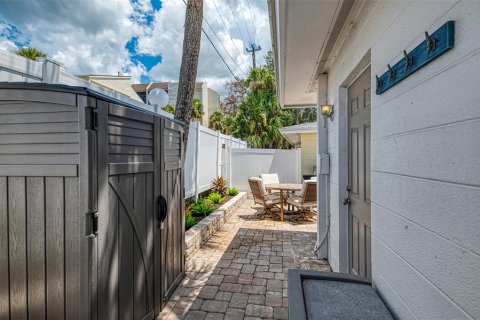 Condominio en alquiler en Sarasota, Florida, 2 dormitorios, 83.24 m2 № 1912886 - foto 25