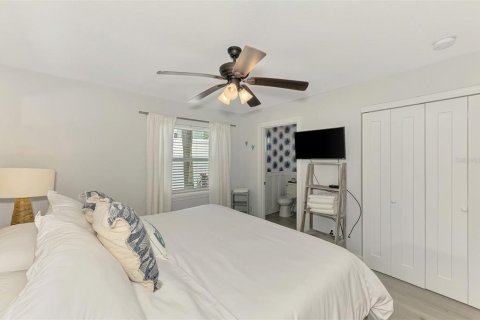 Condominio en alquiler en Sarasota, Florida, 2 dormitorios, 83.24 m2 № 1912886 - foto 17