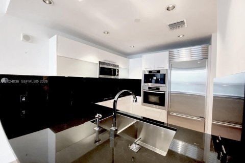 Condo in Sunny Isles Beach, Florida, 1 bedroom  № 2145932 - photo 14