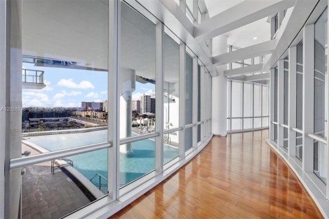 Condo in Sunny Isles Beach, Florida, 1 bedroom  № 2145932 - photo 7