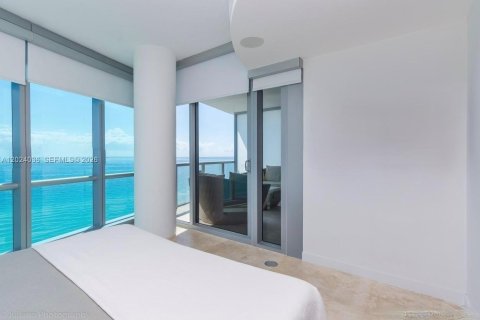 Condo in Sunny Isles Beach, Florida, 1 bedroom  № 2145932 - photo 24