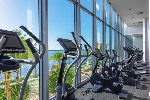 Condominio en venta en Miami, Florida, 2 dormitorios, 107.95 m2 № 2033512 - foto 5