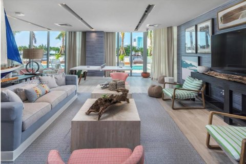 Condominio en venta en Miami, Florida, 2 dormitorios, 107.95 m2 № 2033512 - foto 3