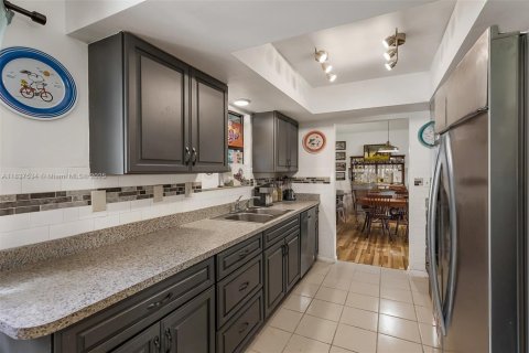 Villa ou maison à vendre à Palm Bay, Floride: 3 chambres № 1822166 - photo 10