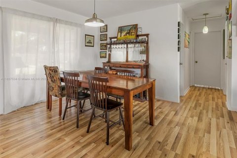 Villa ou maison à vendre à Palm Bay, Floride: 3 chambres № 1822166 - photo 8