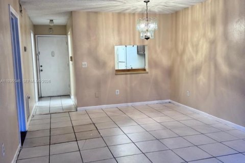 Снять в аренду кондоминиум в Лодерхилл, Флорида 1 спальня, 68.28м2, № 1995482 - фото 4