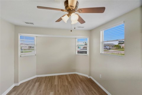 Villa ou maison à vendre à Port Charlotte, Floride: 3 chambres, 136.1 m2 № 2235285 - photo 24