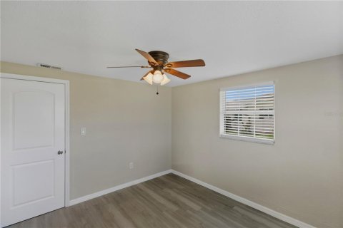 Villa ou maison à vendre à Port Charlotte, Floride: 3 chambres, 136.1 m2 № 2235285 - photo 21