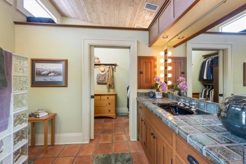House in Palmetto, Florida 3 bedrooms, 224.45 sq.m. № 1584594 - photo 27