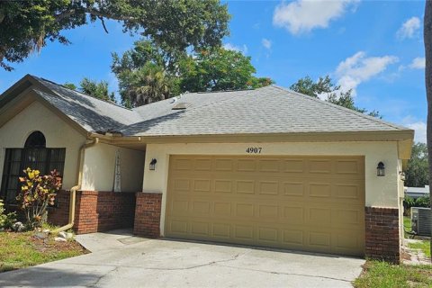 House in Sarasota, Florida 3 bedrooms, 147.44 sq.m. № 2230732