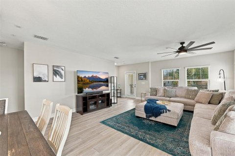 Touwnhouse à louer à Tampa, Floride: 3 chambres, 206.99 m2 № 2421848 - photo 6
