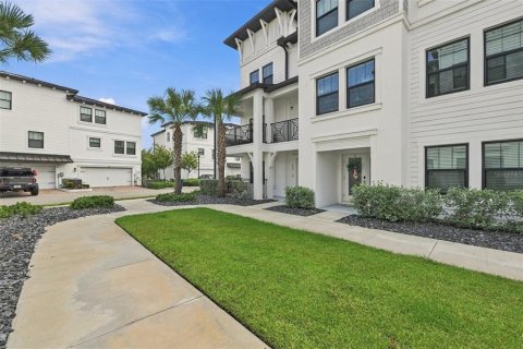 Touwnhouse à louer à Tampa, Floride: 3 chambres, 206.99 m2 № 2421848 - photo 3