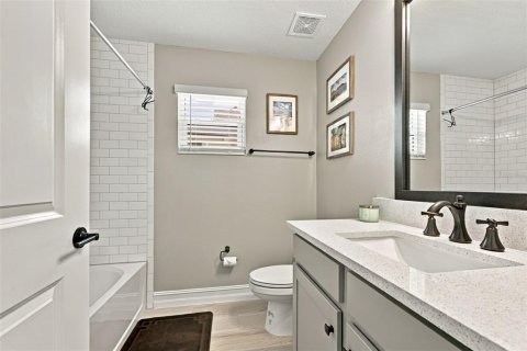 Touwnhouse à louer à Tampa, Floride: 3 chambres, 206.99 m2 № 2421848 - photo 26