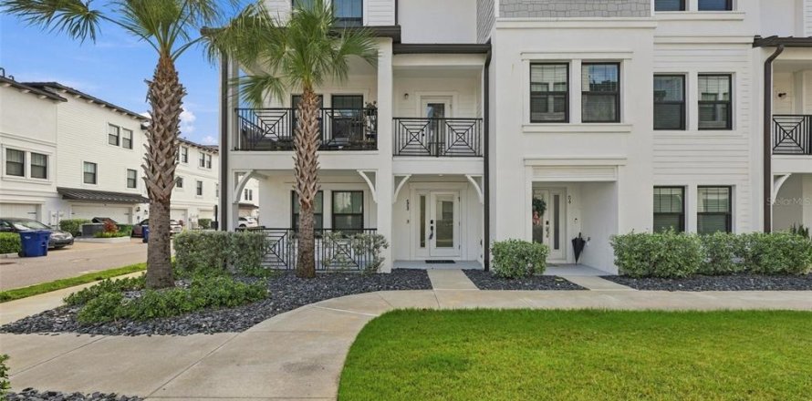 Touwnhouse à Tampa, Floride 3 chambres, 206.99 m2 № 2421848
