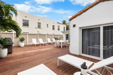 Villa ou maison à louer à Miami Beach, Floride: 3 chambres, 185.8 m2 № 1949618 - photo 28