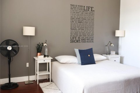 Condominio en venta en Miami, Florida, 2 dormitorios, 116.59 m2 № 1823762 - foto 11