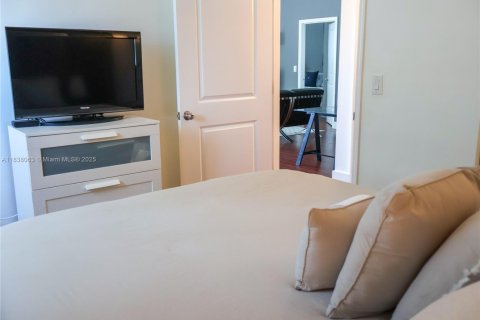 Condominio en venta en Miami, Florida, 2 dormitorios, 116.59 m2 № 1823762 - foto 22