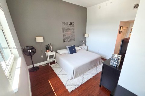 Condominio en venta en Miami, Florida, 2 dormitorios, 116.59 m2 № 1823762 - foto 18