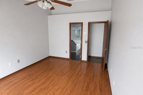 House in Ocoee, Florida 3 bedrooms, 162.76 sq.m. № 2259103 - photo 11