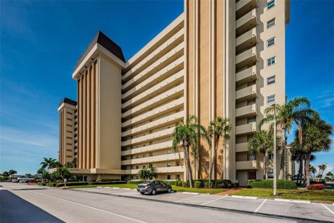 Condo à Saint Petersburg, Floride, 2 chambres  № 2419571