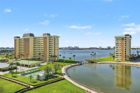 Copropriété à vendre à Saint Petersburg, Floride: 2 chambres, 97.55 m2 № 2419571 - photo 30