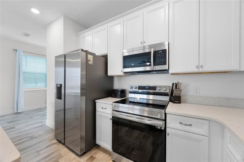 Adosado en venta en Kissimmee, Florida, 4 dormitorios, 159.7 m2 № 1533181 - foto 16