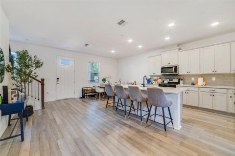 Townhouse in Celebration, Florida 3 bedrooms, 152.17 sq.m. № 1746839 - photo 5