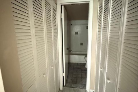 Condo in Altamonte Springs, Florida, 1 bedroom  № 1760035 - photo 12