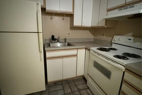 Condo in Altamonte Springs, Florida, 1 bedroom  № 1760035 - photo 8