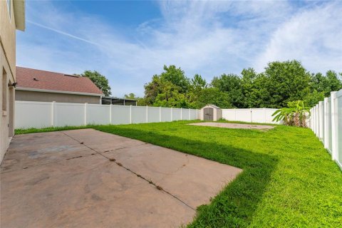 House in Orlando, Florida 4 bedrooms, 135.36 sq.m. № 1747747 - photo 15