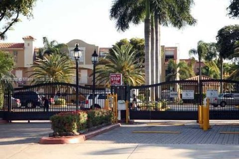 Condominio en venta en Miami, Florida, 2 dormitorios, 79.8 m2 № 1956364 - foto 24