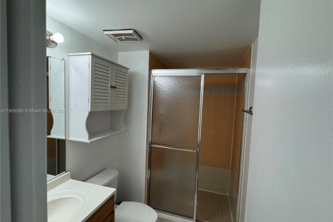 Condominio en venta en Miami, Florida, 2 dormitorios, 79.8 m2 № 1956364 - foto 20