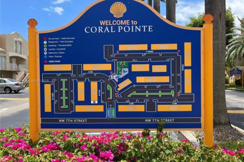 Condominio en venta en Miami, Florida, 2 dormitorios, 79.8 m2 № 1956364 - foto 27