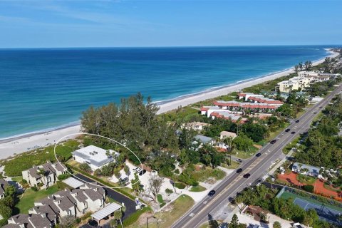 Condo in Longboat Key, Florida, 2 bedrooms  № 2118980 - photo 2
