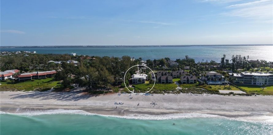 Condo in Longboat Key, Florida, 2 bedrooms  № 2118980