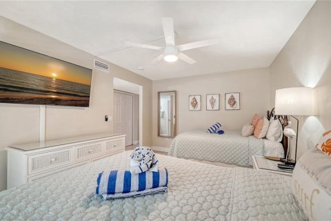 Condo in Longboat Key, Florida, 2 bedrooms  № 2118980 - photo 23