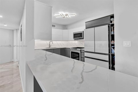 Купить кондоминиум в Авентура, Флорида 2 спальни, 109.72м2, № 1998232 - фото 18