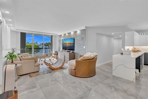 Купить кондоминиум в Авентура, Флорида 2 спальни, 109.72м2, № 1998232 - фото 30