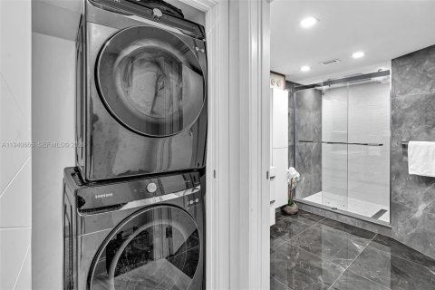 Купить кондоминиум в Авентура, Флорида 2 спальни, 109.72м2, № 1998232 - фото 21