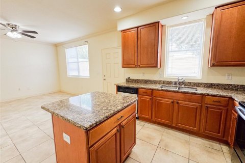 Adosado en venta en Davenport, Florida, 4 dormitorios, 181.16 m2 № 1774641 - foto 6