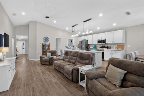 Casa en venta en Lakeland, Florida, 3 dormitorios, 193.42 m2 № 2199964 - foto 6