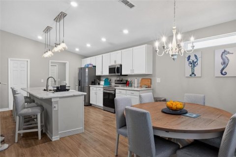 Casa en venta en Lakeland, Florida, 3 dormitorios, 193.42 m2 № 2199964 - foto 12