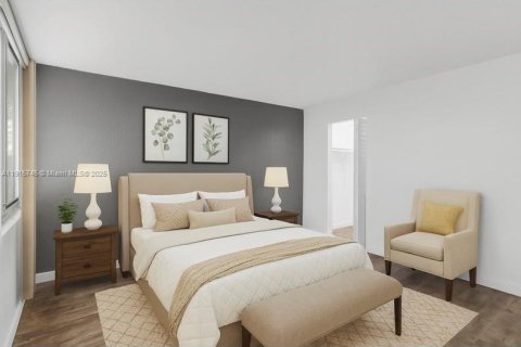 Condo in Miami, Florida, 2 bedrooms № 2079407 - photo 2