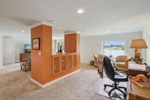 Casa en venta en Eustis, Florida, 4 dormitorios, 373.37 m2 № 2354510 - foto 18