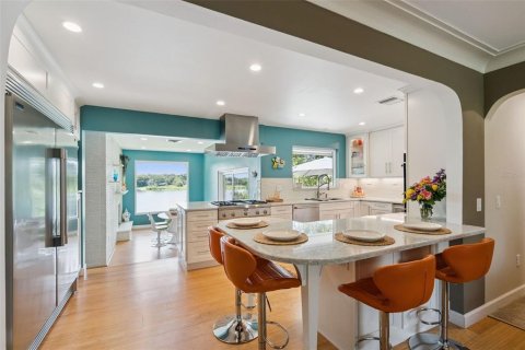 Casa en venta en Eustis, Florida, 4 dormitorios, 373.37 m2 № 2354510 - foto 8
