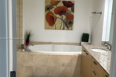 Copropriété à louer à Hallandale Beach, Floride: 2 chambres, 135.45 m2 № 1936556 - photo 21