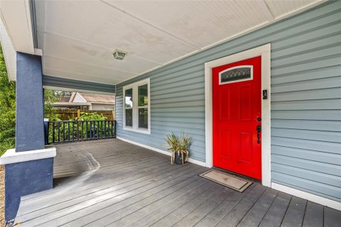 House in Tampa, Florida 2 bedrooms, 85.1 sq.m. № 2198330 - photo 7